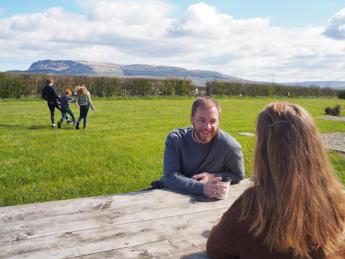 Carrowmena School House & Glamping Hotel Limavady Buitenkant foto