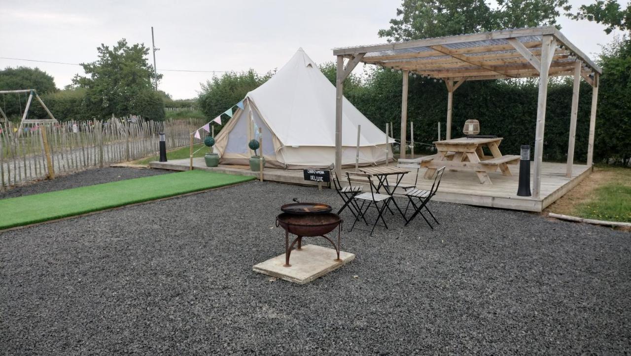 Carrowmena School House & Glamping Hotel Limavady Buitenkant foto