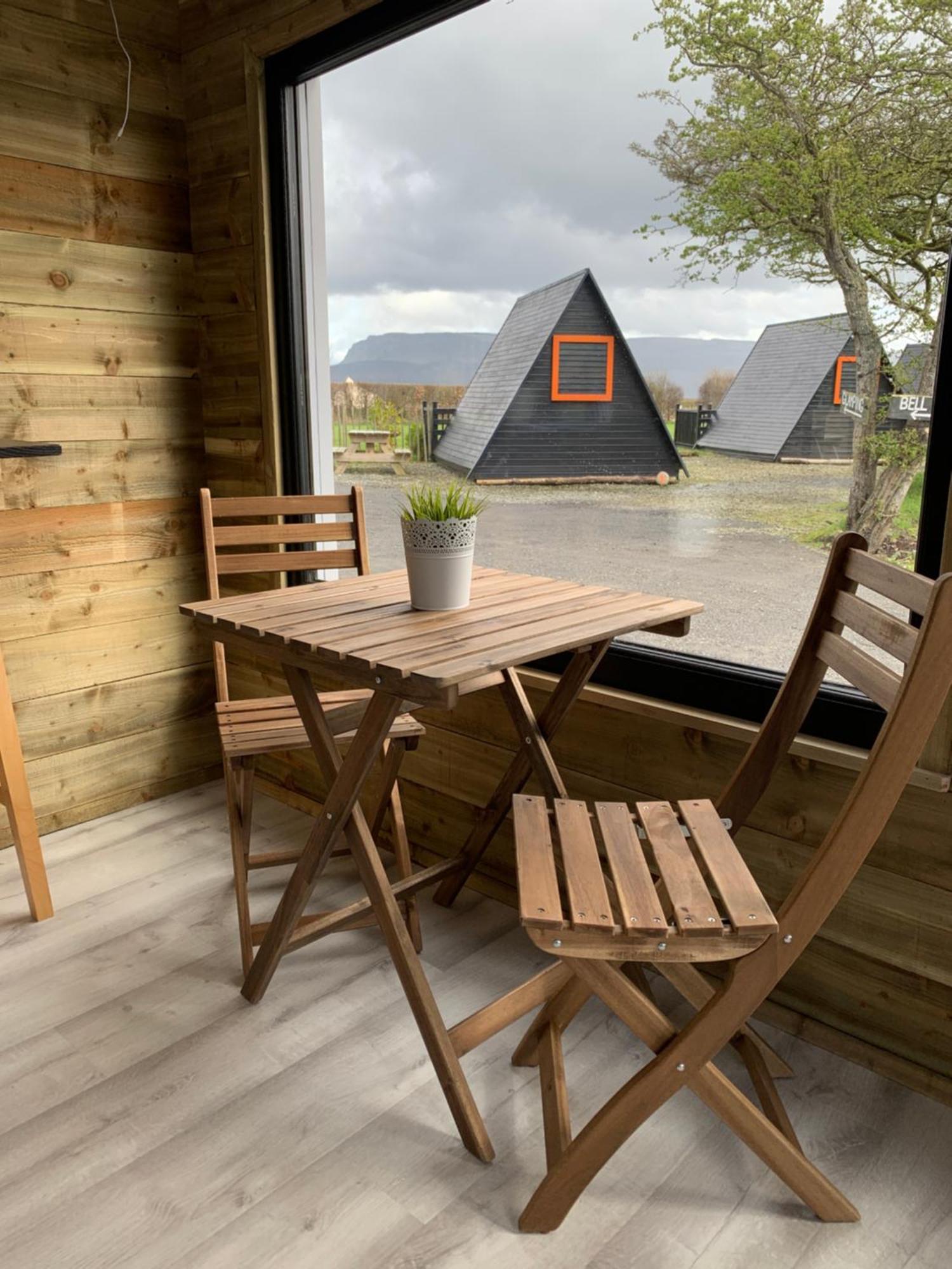 Carrowmena School House & Glamping Hotel Limavady Buitenkant foto